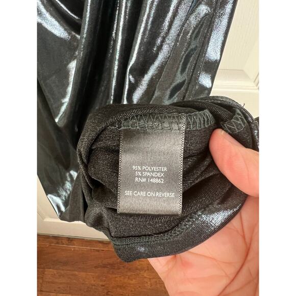 Torrid Silver Liquid Shine Off Shoulder Top Size 4 (4X/26) NEW Party Evening - Picture 9 of 9